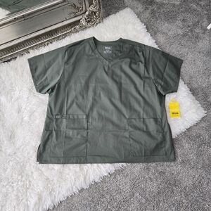 Wink Scrub Top Women Classic Fit. Size 3XL. New.